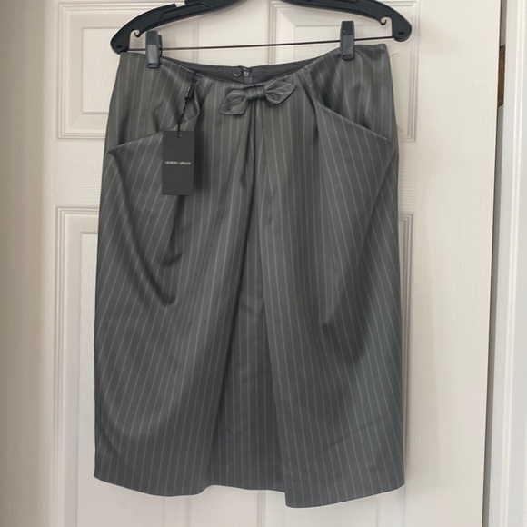 Giorgio Armani Skirt Made in Italy - Picture 1 of 8